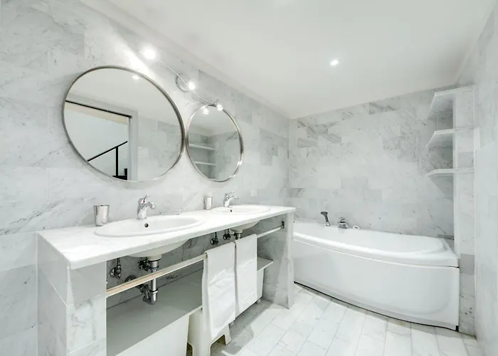 Rosa Trastevere Magic Location Apartment *