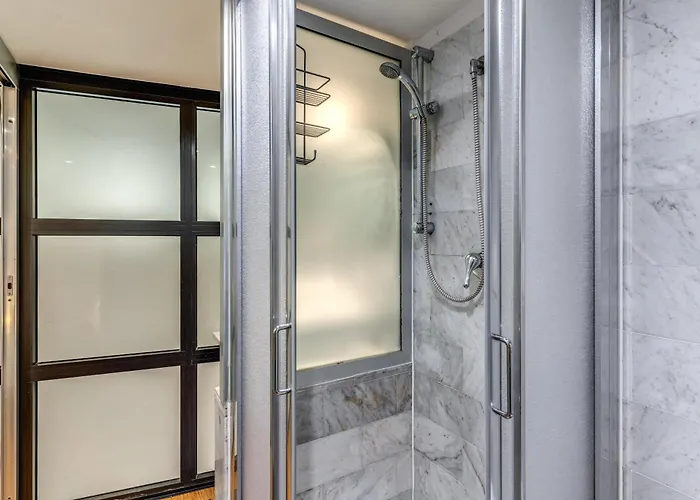 Rosa Trastevere Magic Location Apartment *